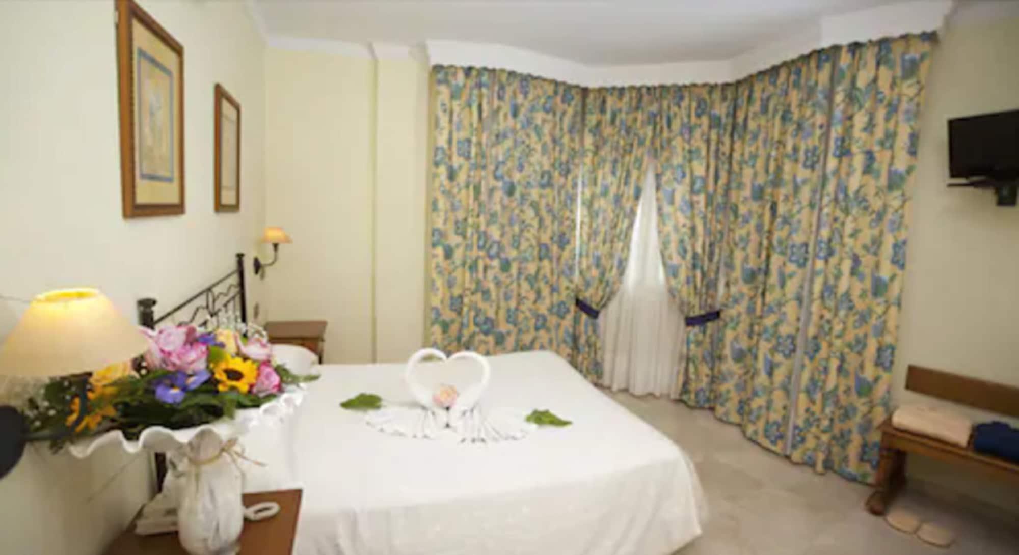 Hotel Bajamar Centro ネルハ エクステリア 写真