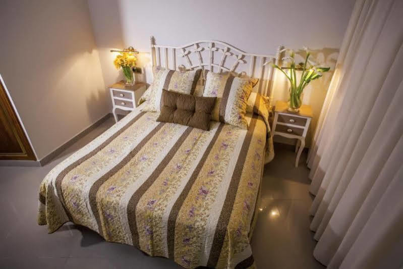 Hotel Bajamar Centro ネルハ エクステリア 写真