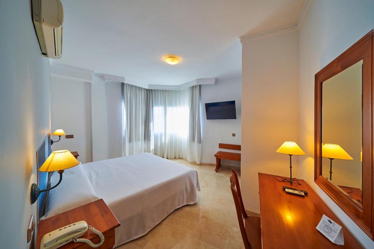 Hotel Bajamar Centro ネルハ エクステリア 写真