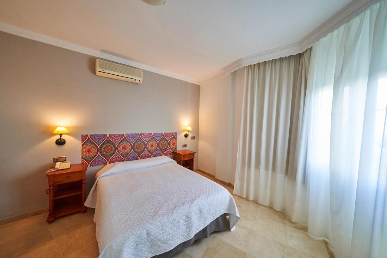 Hotel Bajamar Centro ネルハ エクステリア 写真