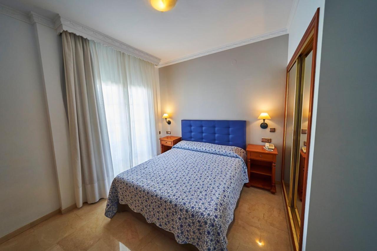 Hotel Bajamar Centro ネルハ エクステリア 写真